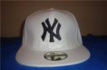 /album/fotogaleria/gorra-ny-blanca-jpg/